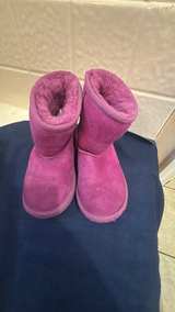 UGG Classic Short Boots Pink - Image 2