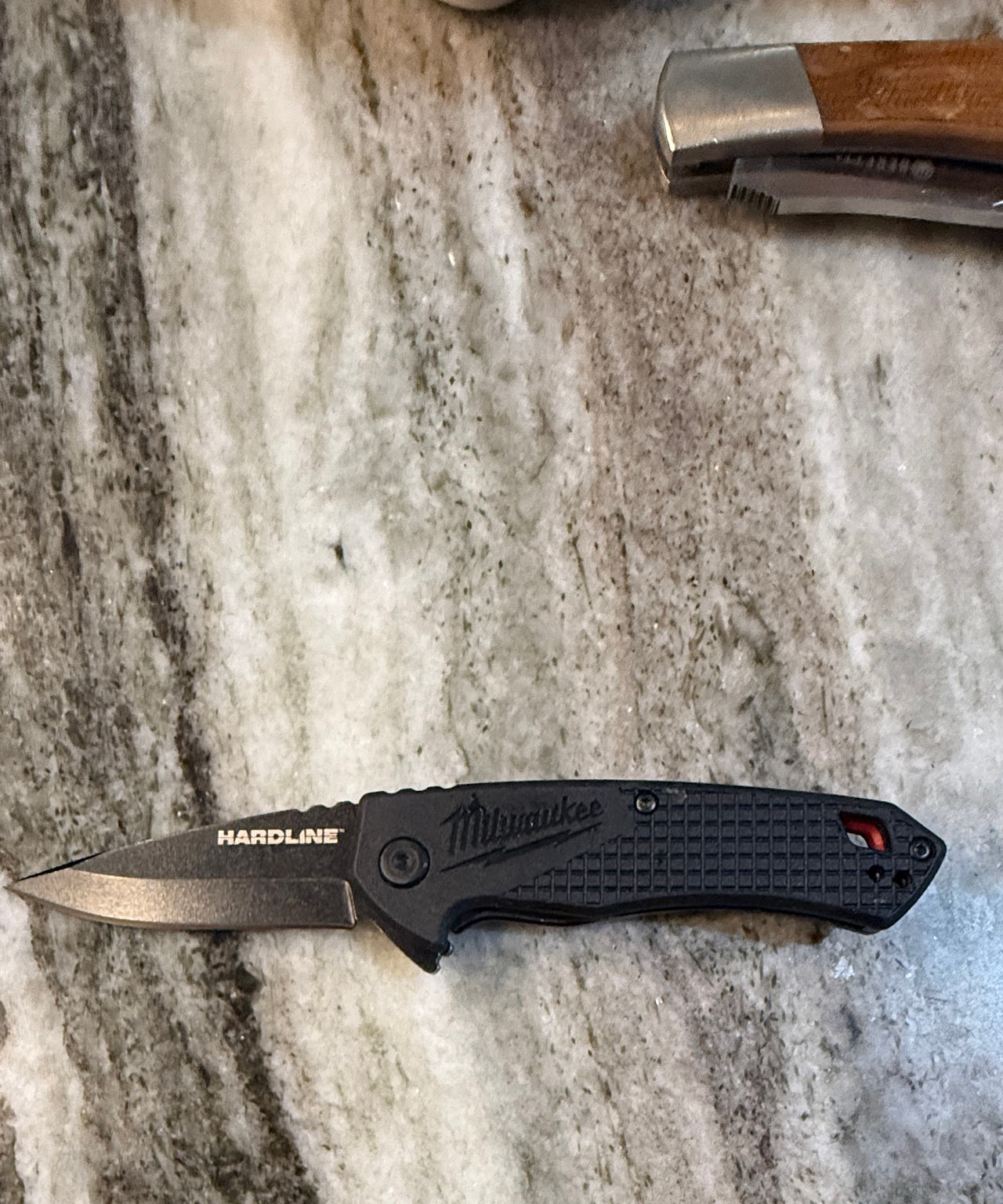 Milwaukee Hardline 2.5" Smooth Blade Pocket Knife