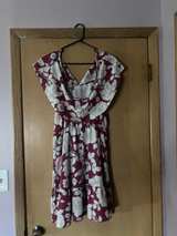 Floral V-Neck Cap Sleeve Dress - Image 3