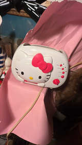 Hello Kitty 2-Slice Wide Slot Toaster - Image 2