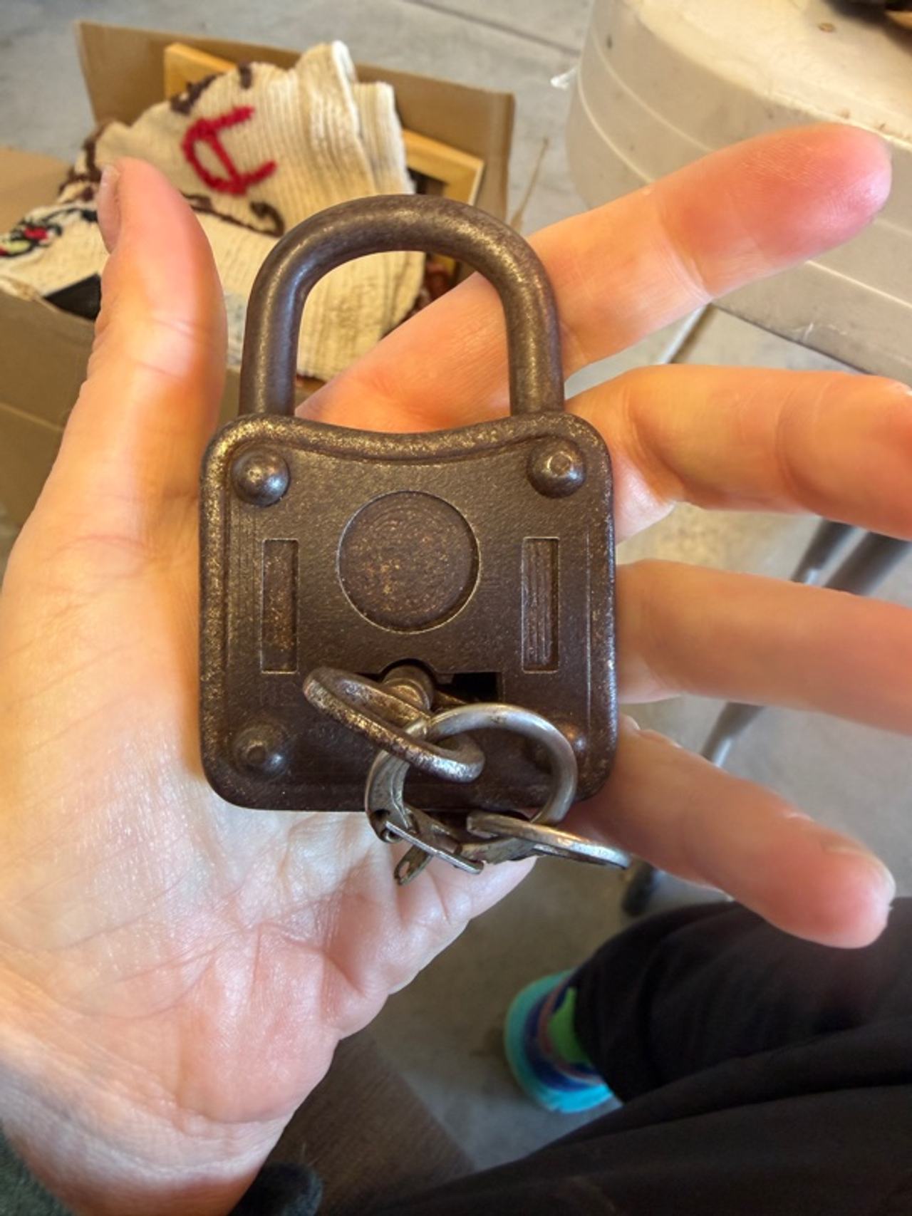 KAMP Antique Iron Padlock