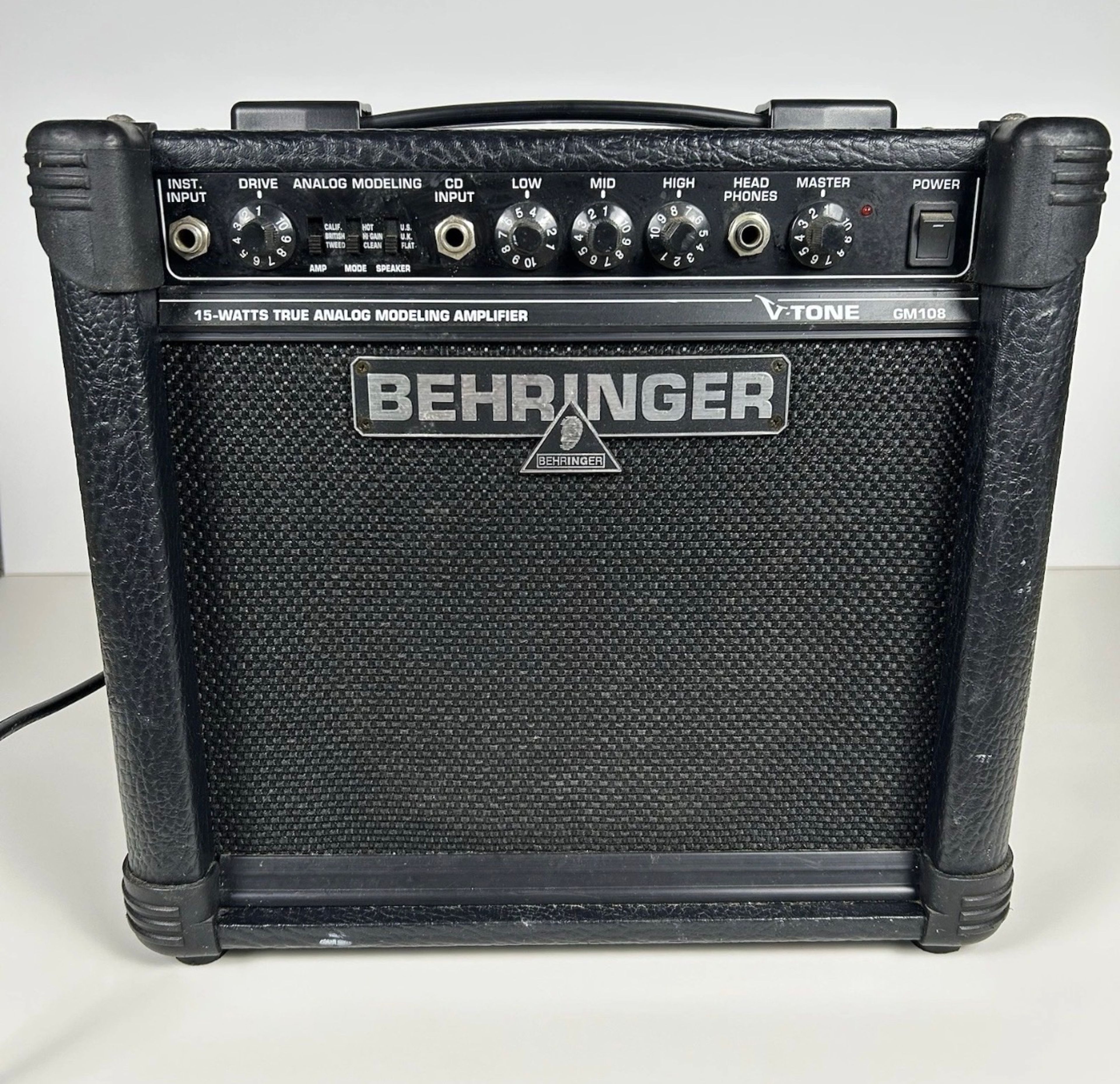 Behringer V-Tone GM108 15-Watt Modeling Guitar Amplifier - Image 7
