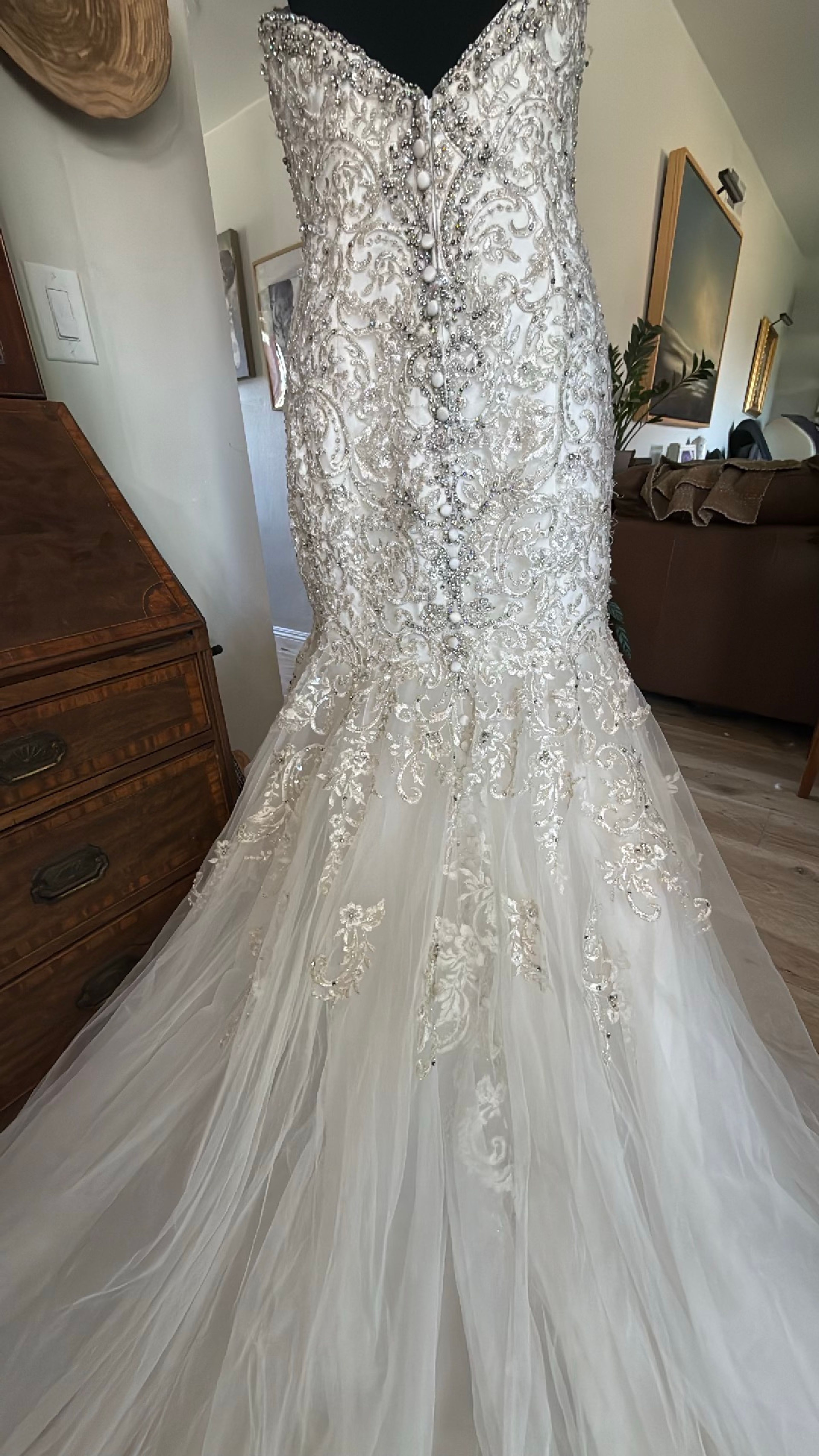 Beaded Mermaid Wedding Dress size 4-6 - Image 6