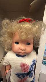 Götz Artist Doll Blonde Curly Hair red white and blue in Box with accessory - Image 2