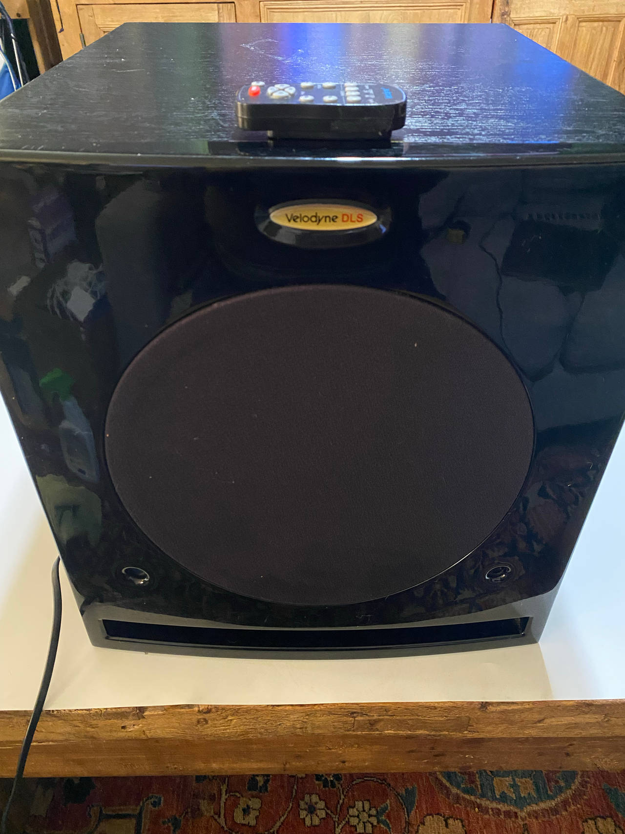Velodyne DLS-3750R Powered Subwoofer
