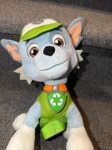 Paw Patrol Rocky Talking Plush Spin Master - Image 3