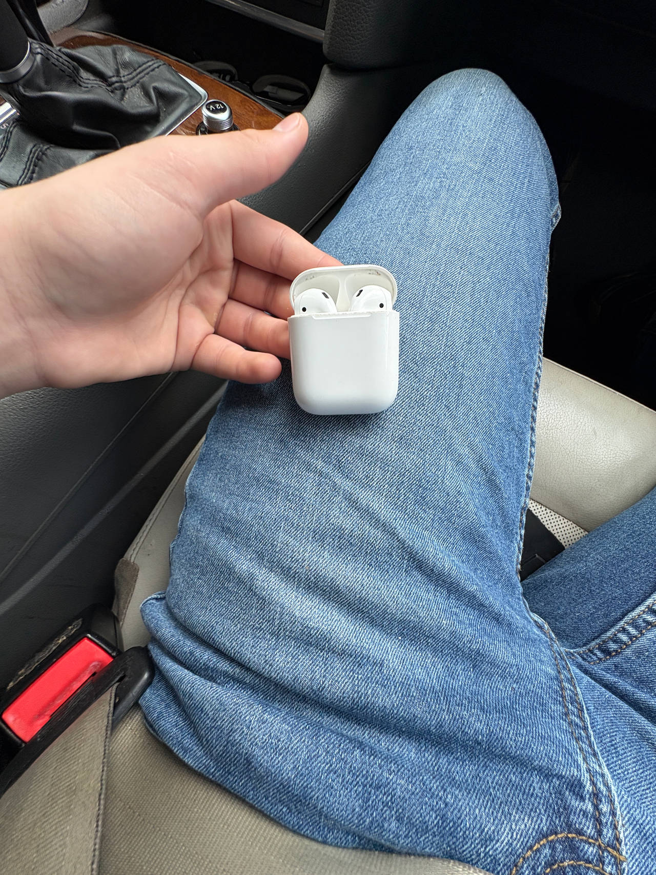 Apple AirPods