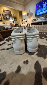 Women’s Size 9.5 Reebok Classic 1984 Hi Top Vintage Sneaker - Image 5