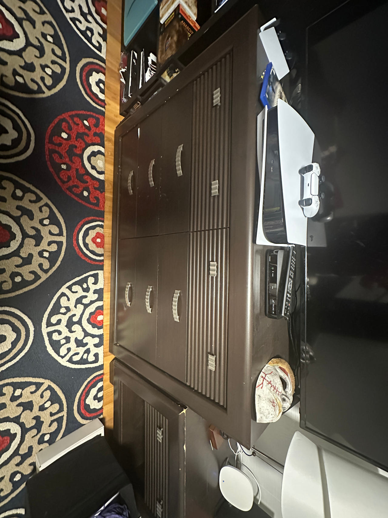 Dark Wood 6-Drawer Dresser