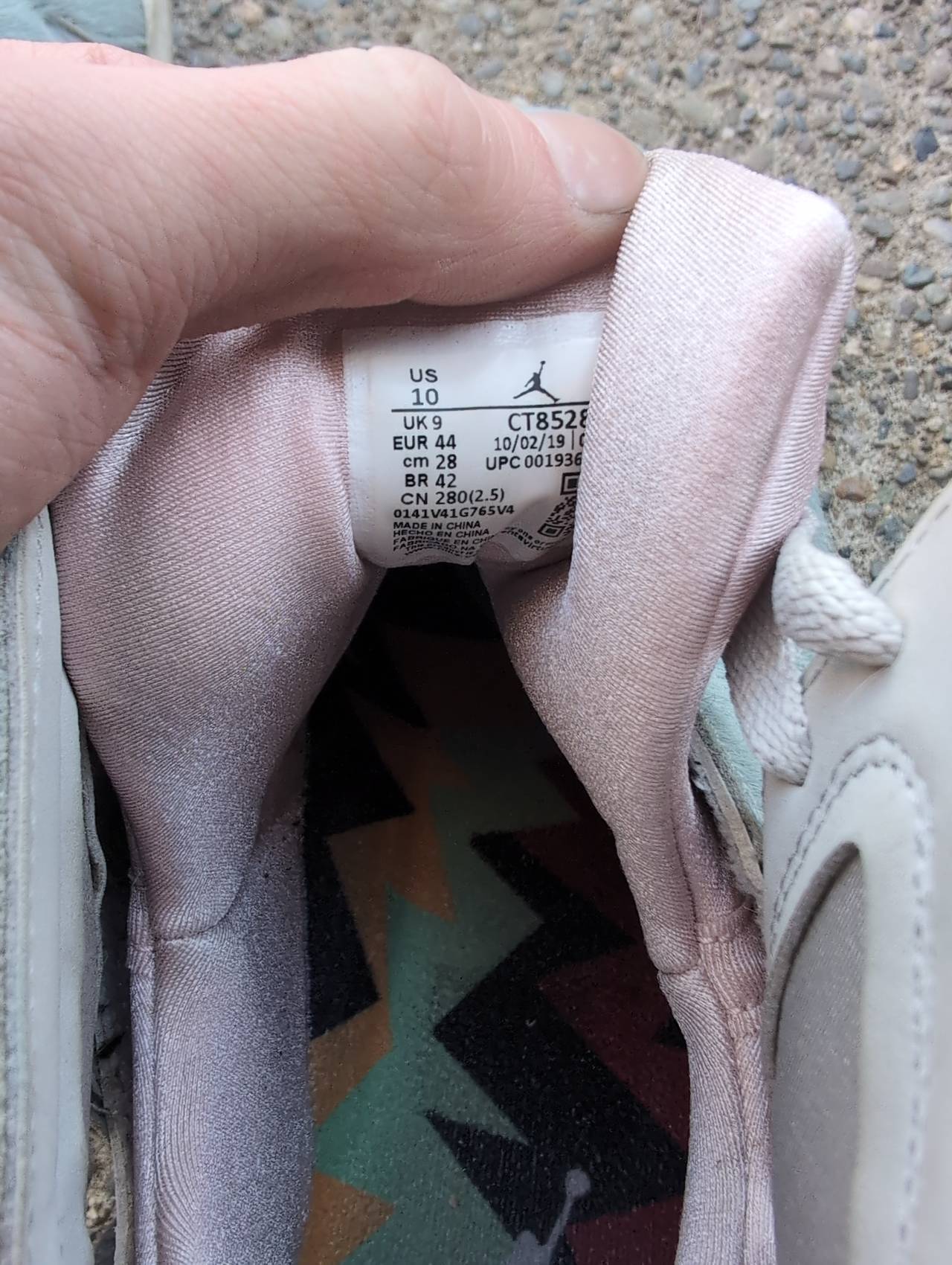 Air Jordan 7 Retro SE Hare 2.0