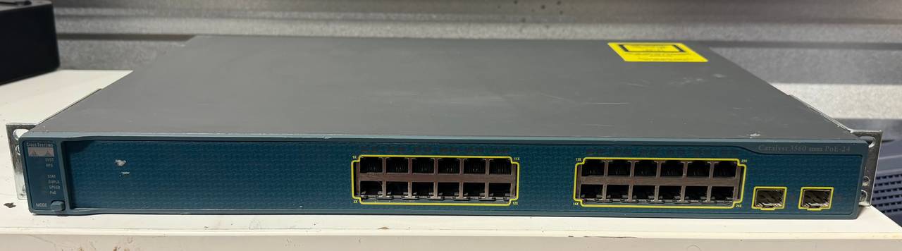 Cisco Catalyst 3560 24-Port PoE Switch