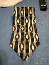 Men's Pierre Cardin silk Geometric Pattern Necktie - Image 1