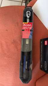 Duralast 3/8in Drive Electronic Torque Wrench 5-100 ft-lbs - Image 2