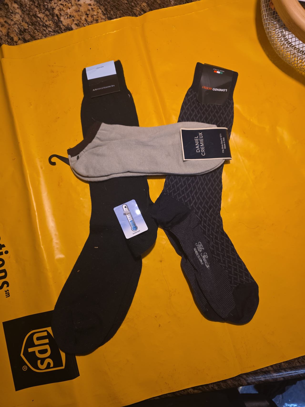 Daniel Cremieux & Lorenzo Uomo Men's Socks Bundle