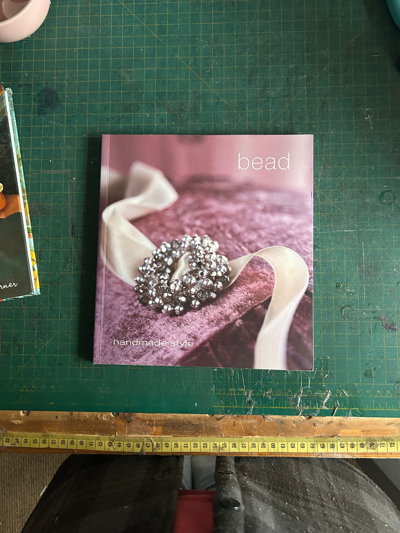Bead: Handmade Style
