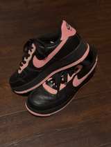 Nike Air Force 1 Low Black Pink - Image 1