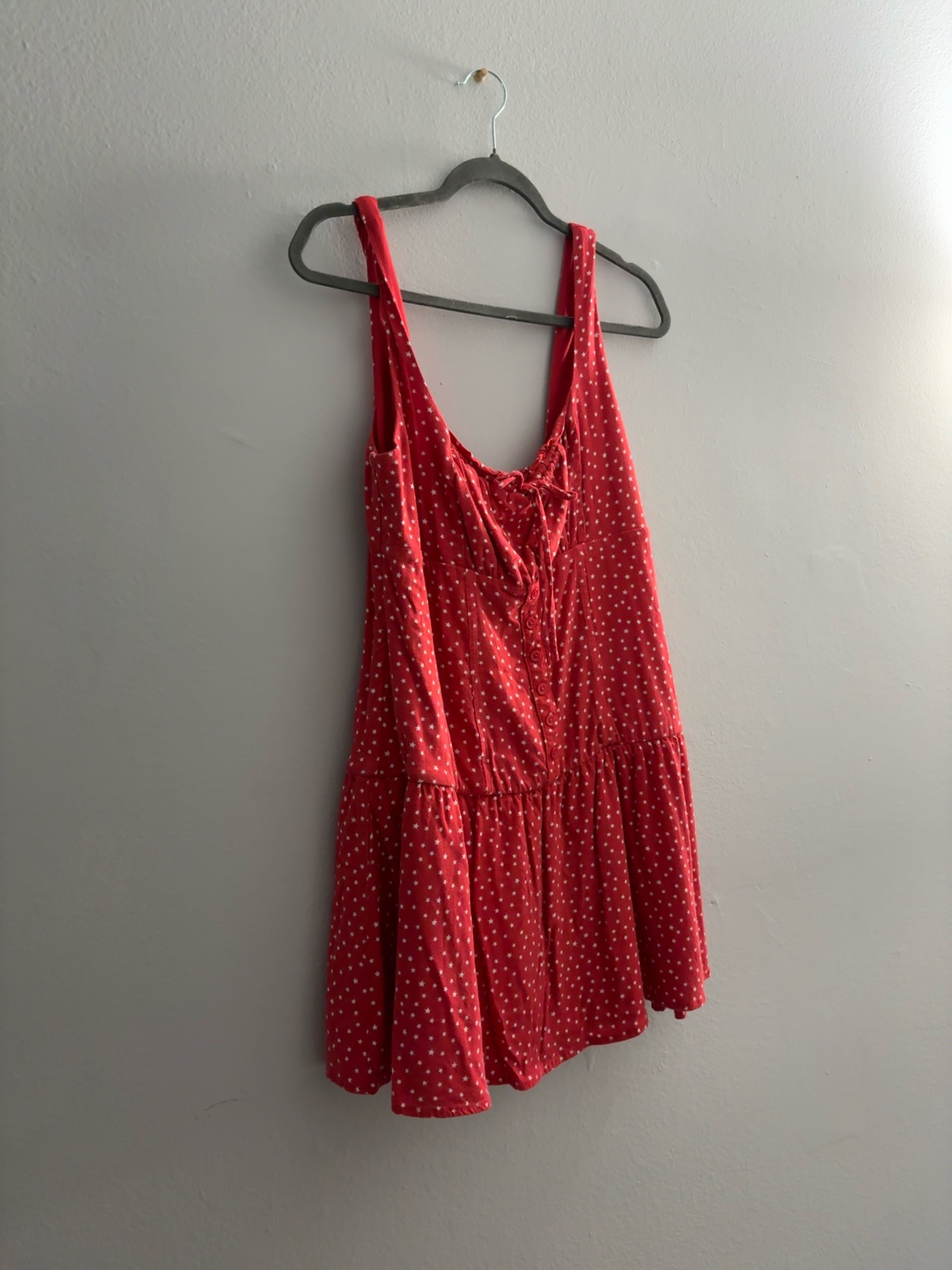 Cute red dress with stars