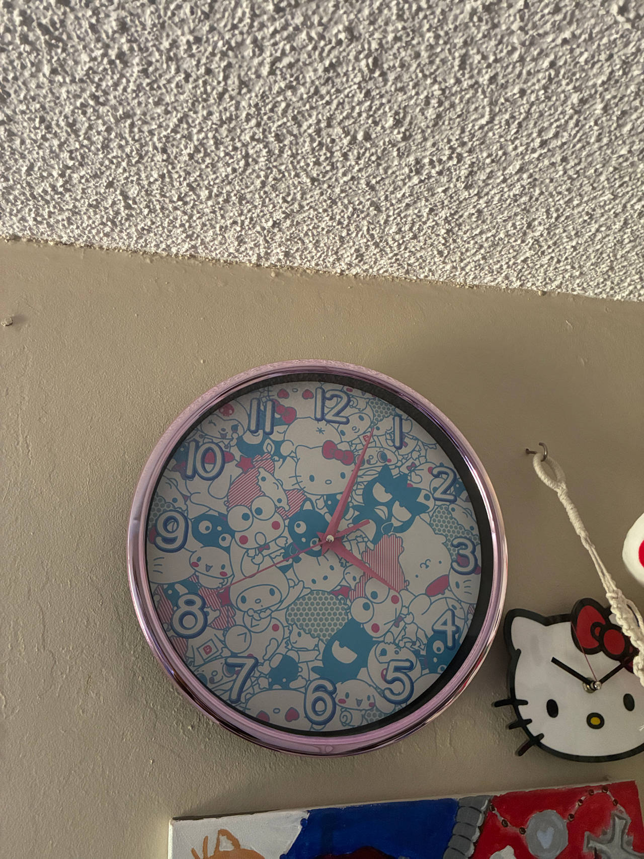 Hello Kitty Wall Clock