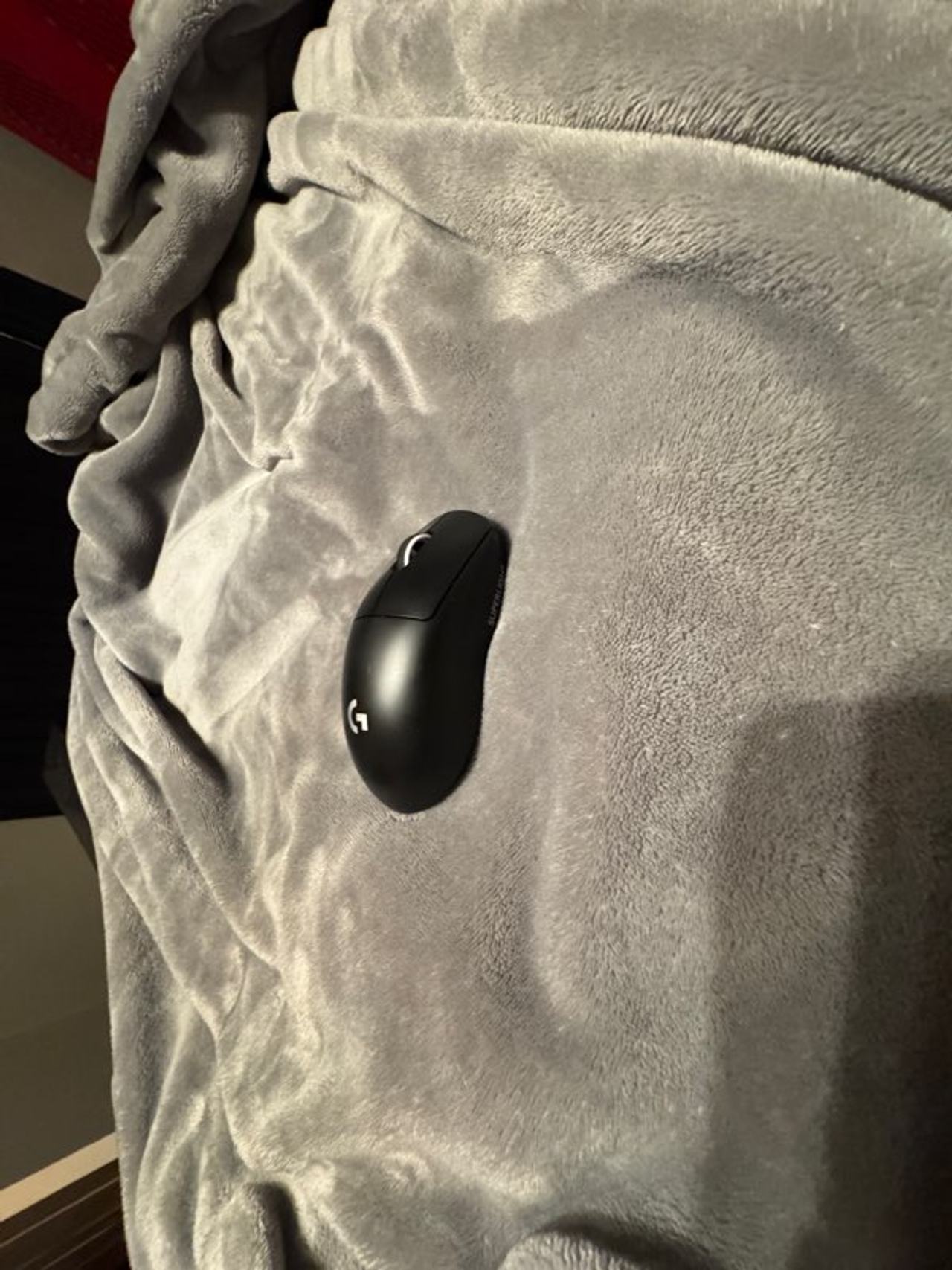 Logitech SuperLightPro Wireless Gaming Mouse V2