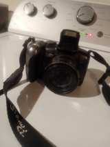 Canon PowerShot SX20 IS Digital Camera - Image 2