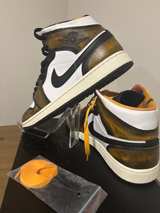 Air Jordan 1 Mid SE - Image 6