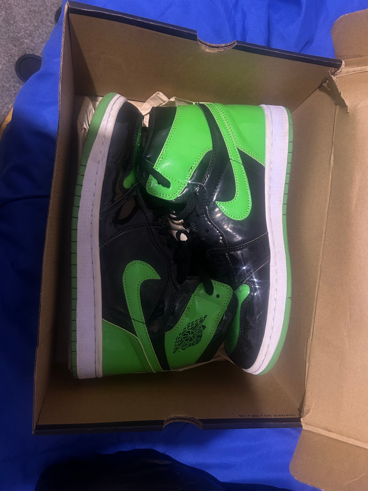 Air Jordan 1 Retro High OG 'Black and Green'