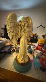 Amazing Grace Musical Angel Figurine - Image 3