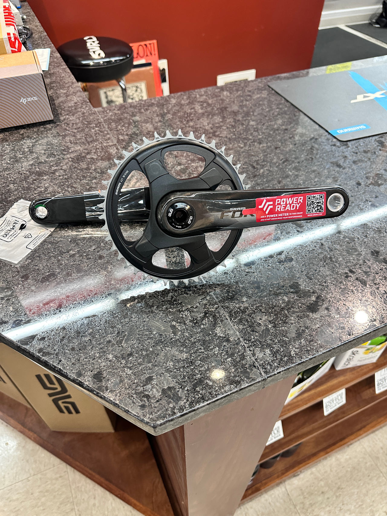SRAM Force AXS D2 Crankset - 172.5mm 42T Carbon