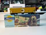 Athearn HO Scale Cargill Covered Hopper TLDX 7415 - Image 2