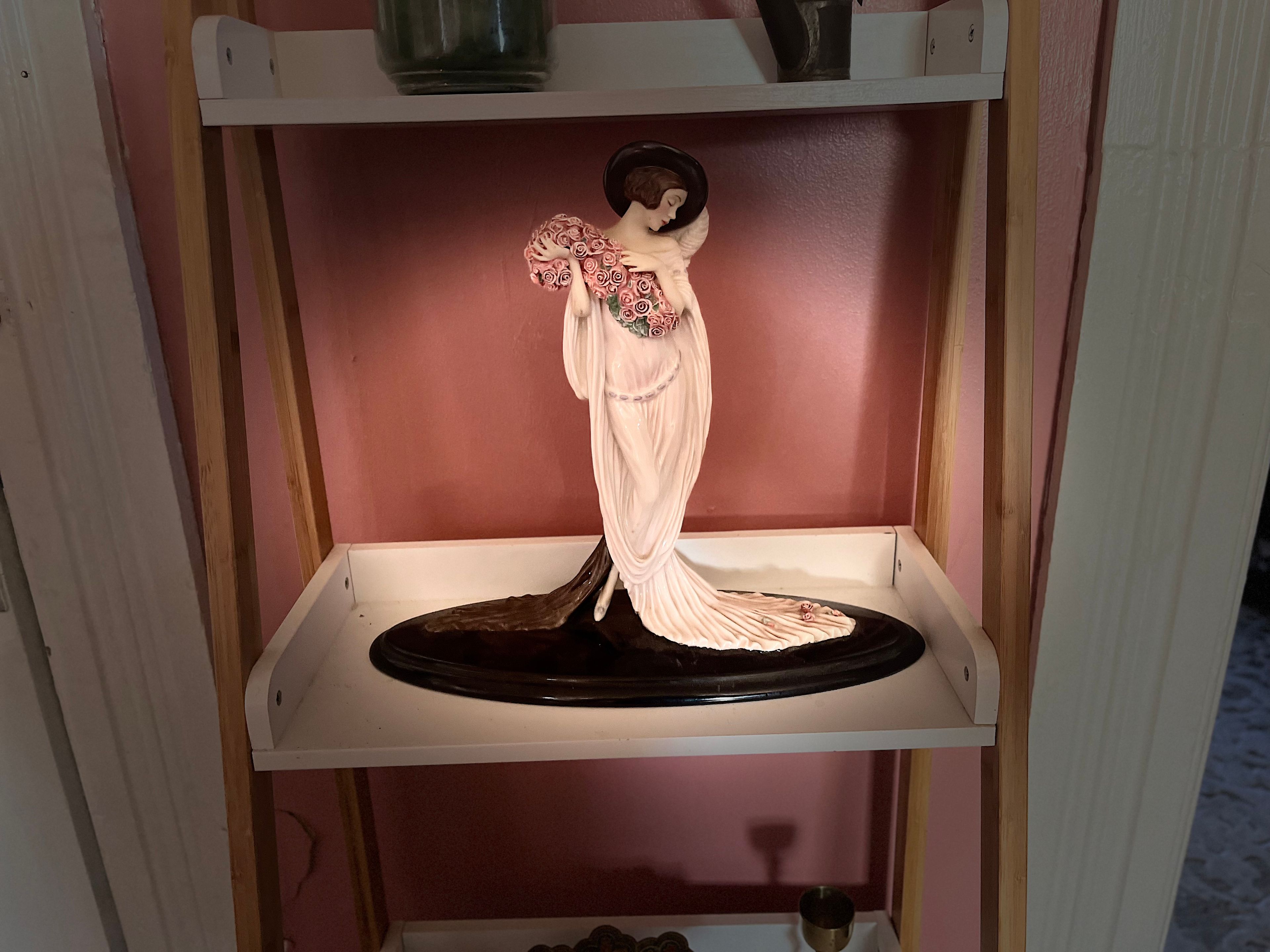 Giuseppe Armani The Lady with Roses Figurine