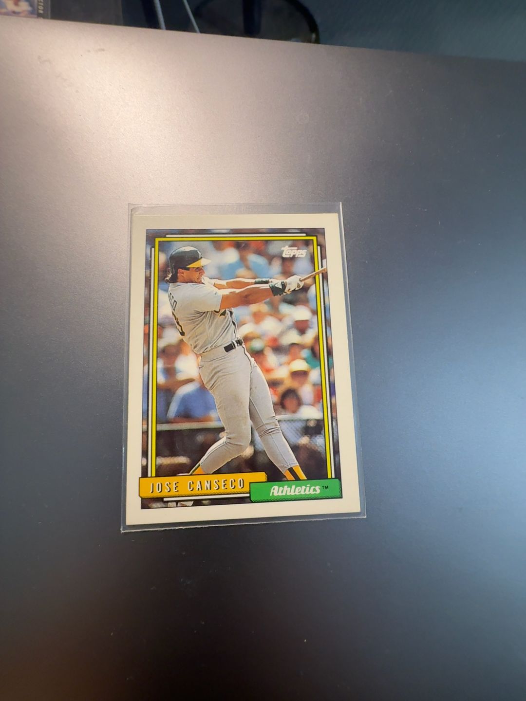 Topps 1992 Jose Canseco #100 Baseball Card