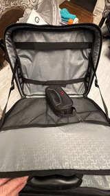 Wenger SwissGear Rolling Laptop Case Uline H10881 Business Travel Bag - Image 5