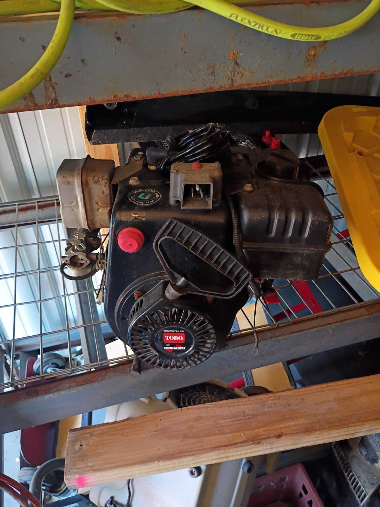 Tecumseh Toro 2-Cycle Engine