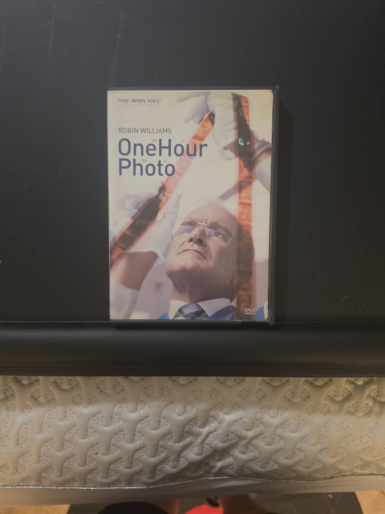 One Hour Photo (DVD, 2002)