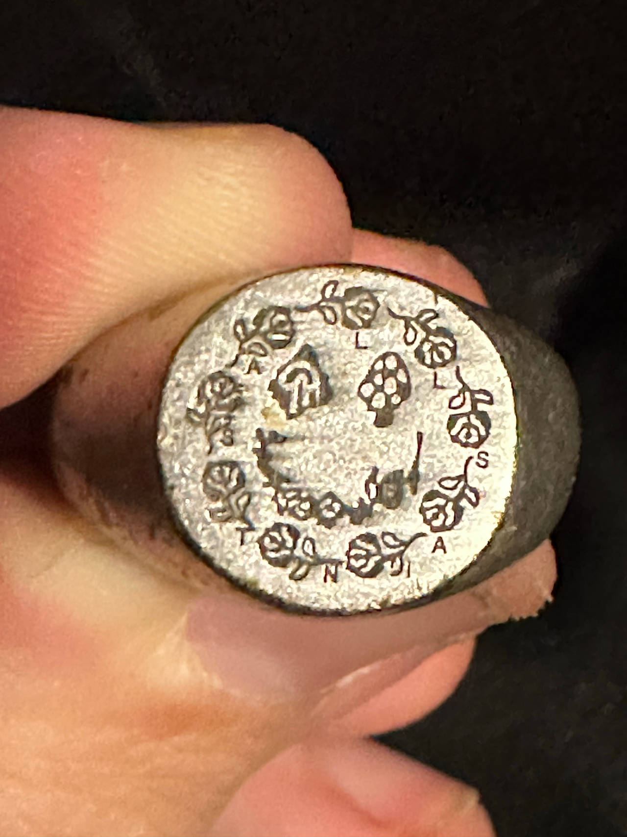 Online Ceramics Flower Face Signet Ring