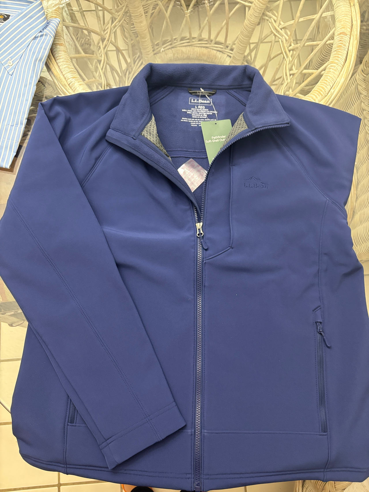 L.L.Bean Men's BeanFlex All-Season Jacket
Size L  Navy blue
