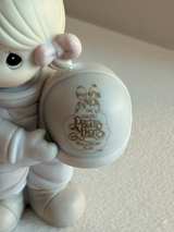 Precious Moments Reach for the Stars Figurine - Image 3