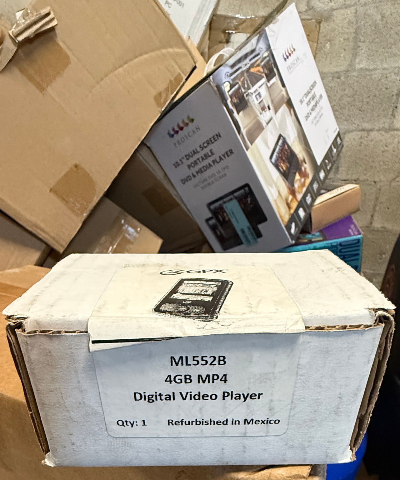 GPX ML552B 4GB MP4 Digital Video Player