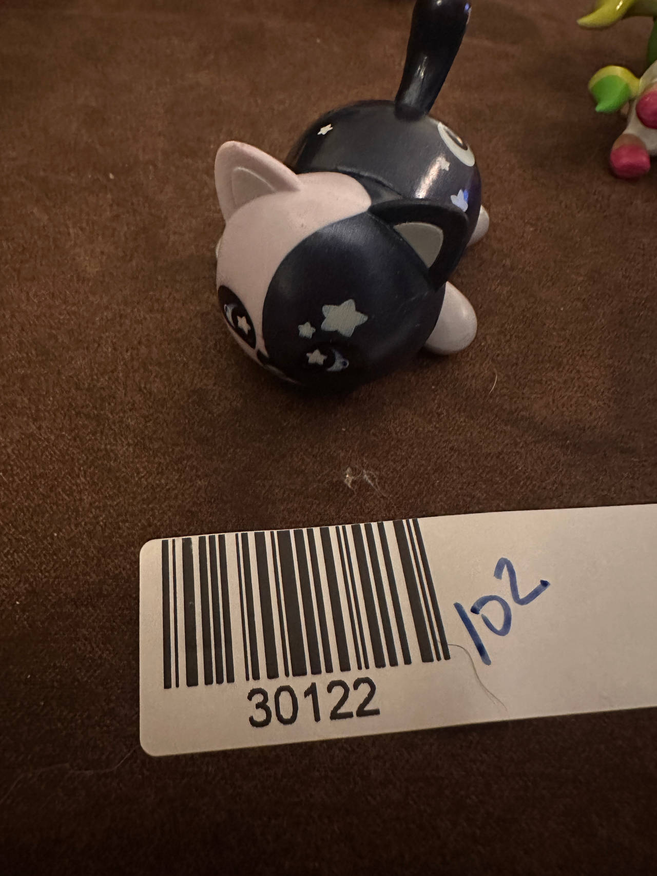 Aphmau STARRY cat collectible mystery figure. 102