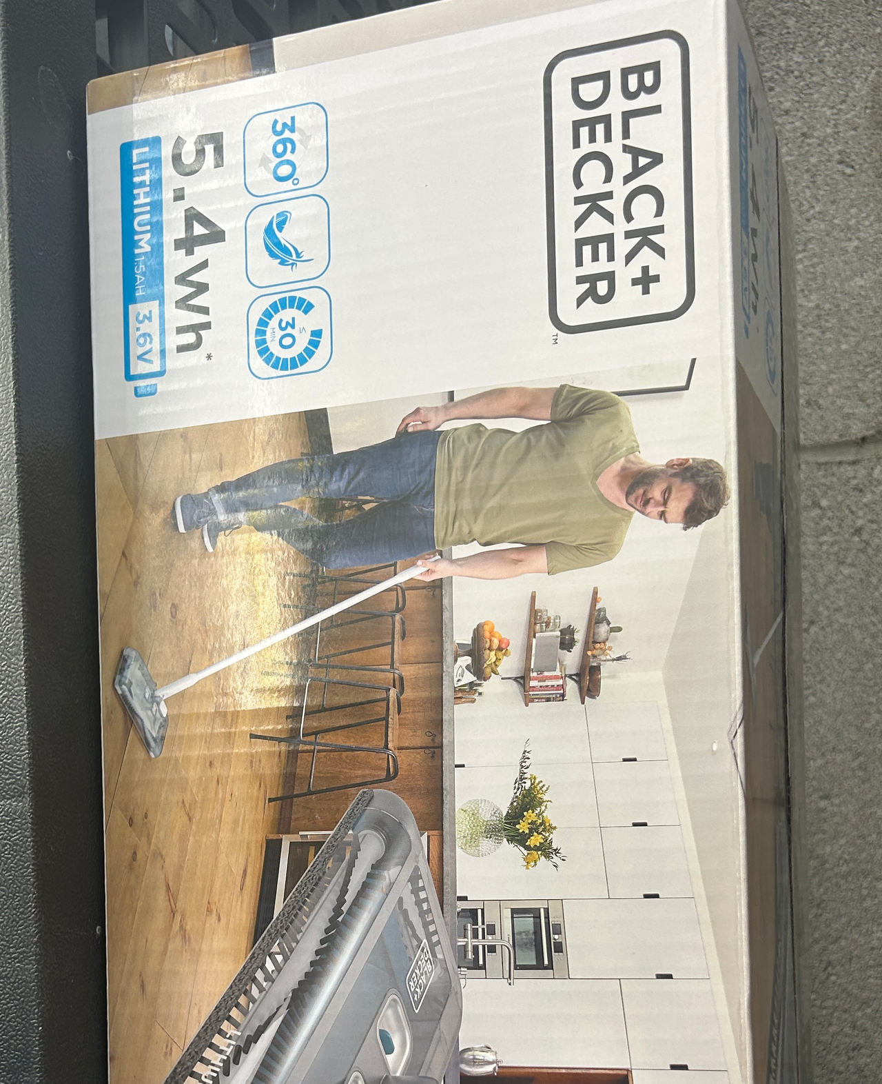 BLACK+DECKER 3.6V Lithium Floor Sweeper