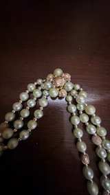 Vintage 3-Strand Green and Gold Beaded Necklace - Image 2