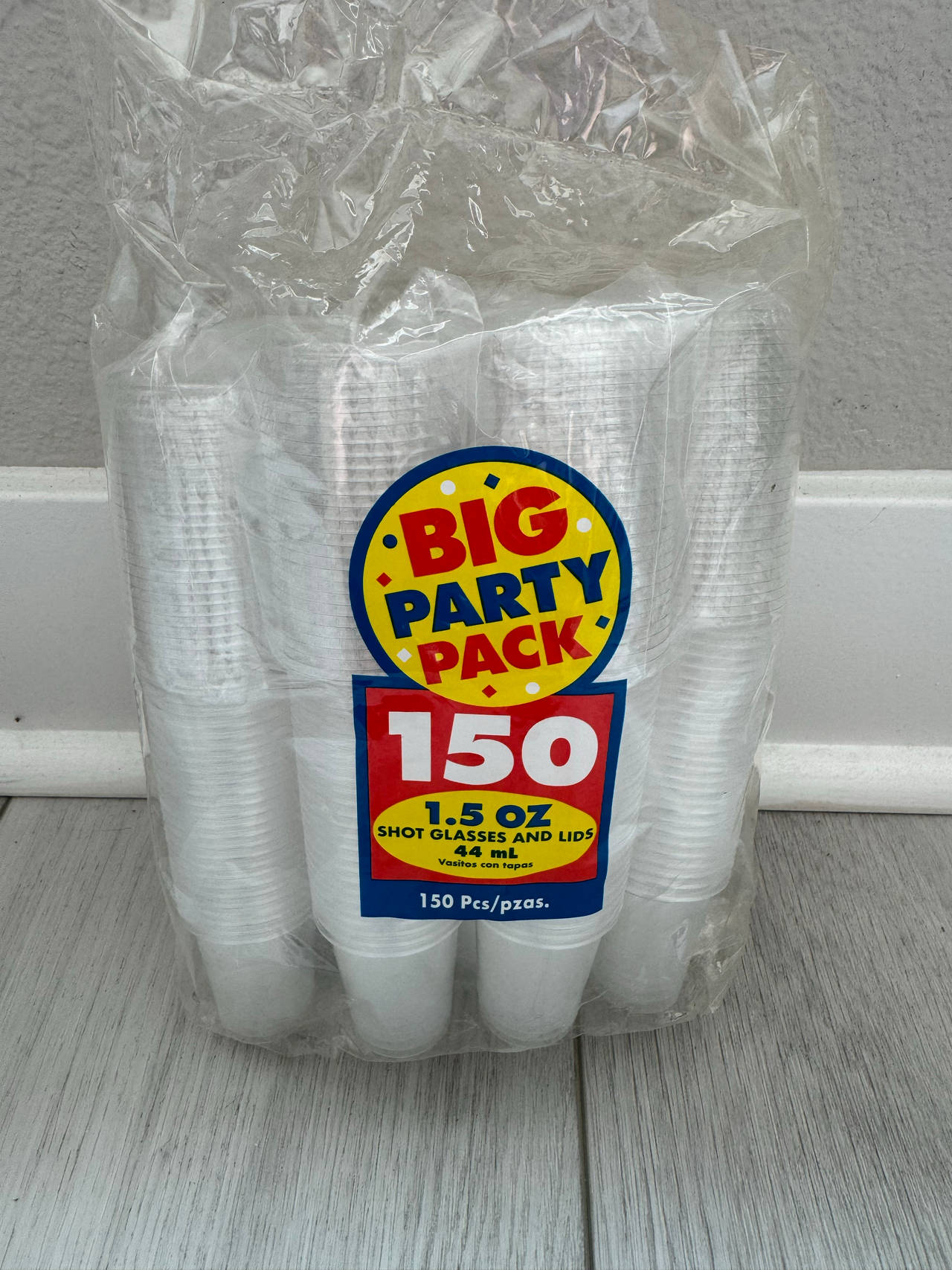 Plastic Shot Glasses and Lids