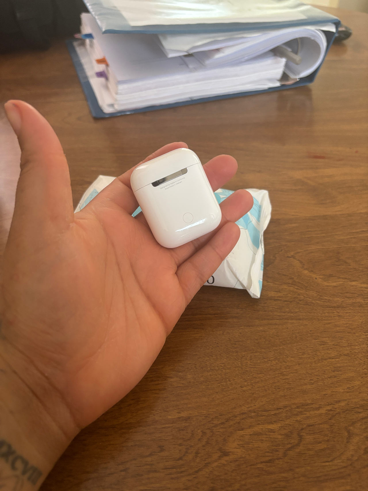 Apple AirPods Charging Case