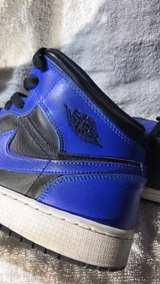 Air Jordan 1 Mid Hyper Royal (GS) - Image 7