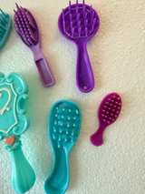 Various Lot of Doll Brush and Mirror Accessory Lot Disney Princess - Image 3