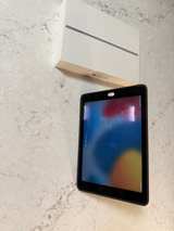 Apple iPad - Image 5