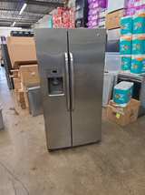 GE 25.3 Cu. Ft. Side-By-Side Refrigerator - Image 2