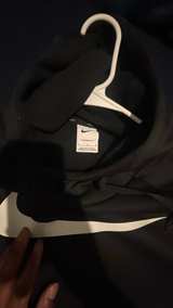 Nike Therma-FIT Pullover Hoodie - Image 3