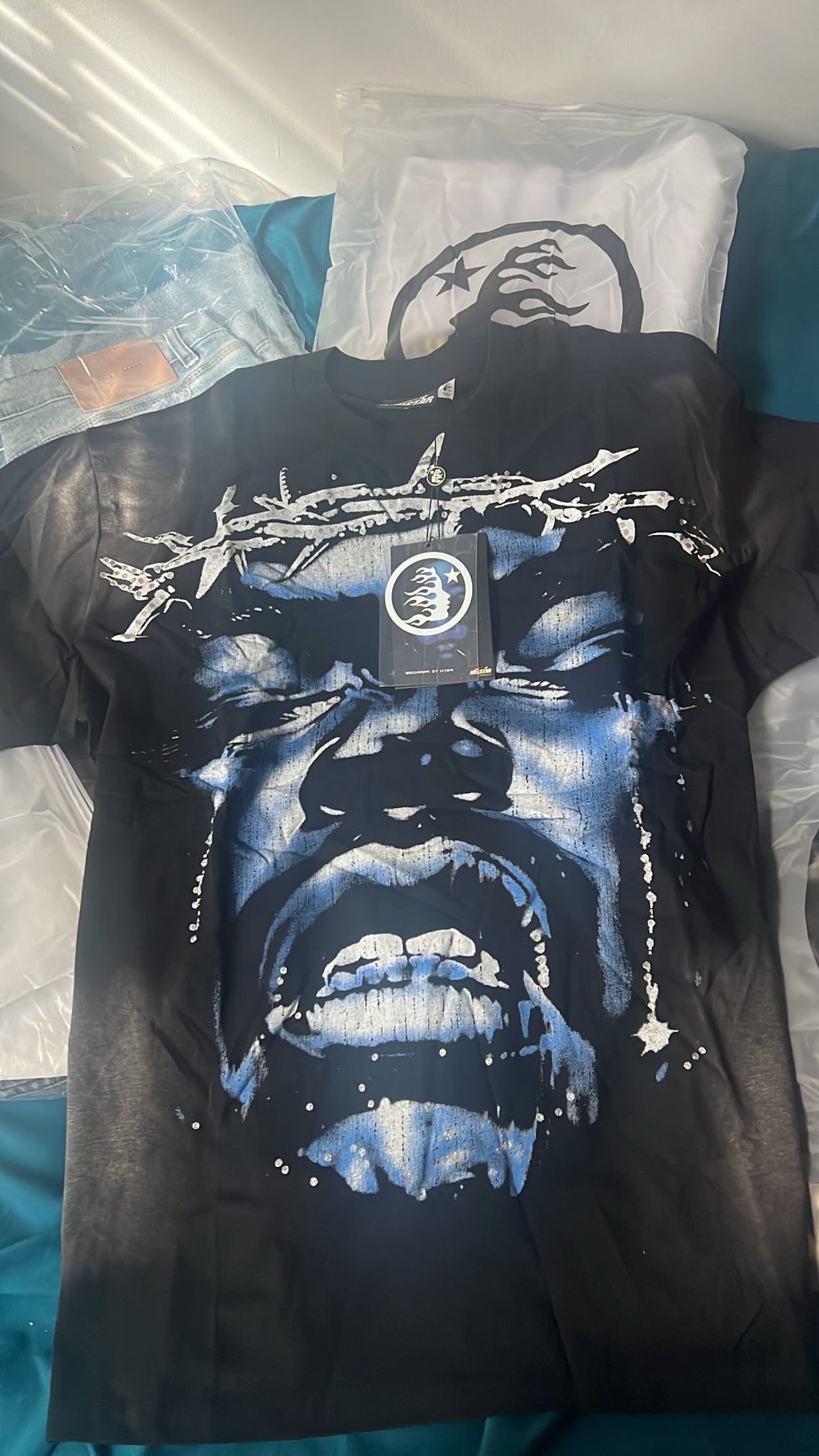 Jesus Crown of Thorns Graphic T-Shirt Hellstar shirt