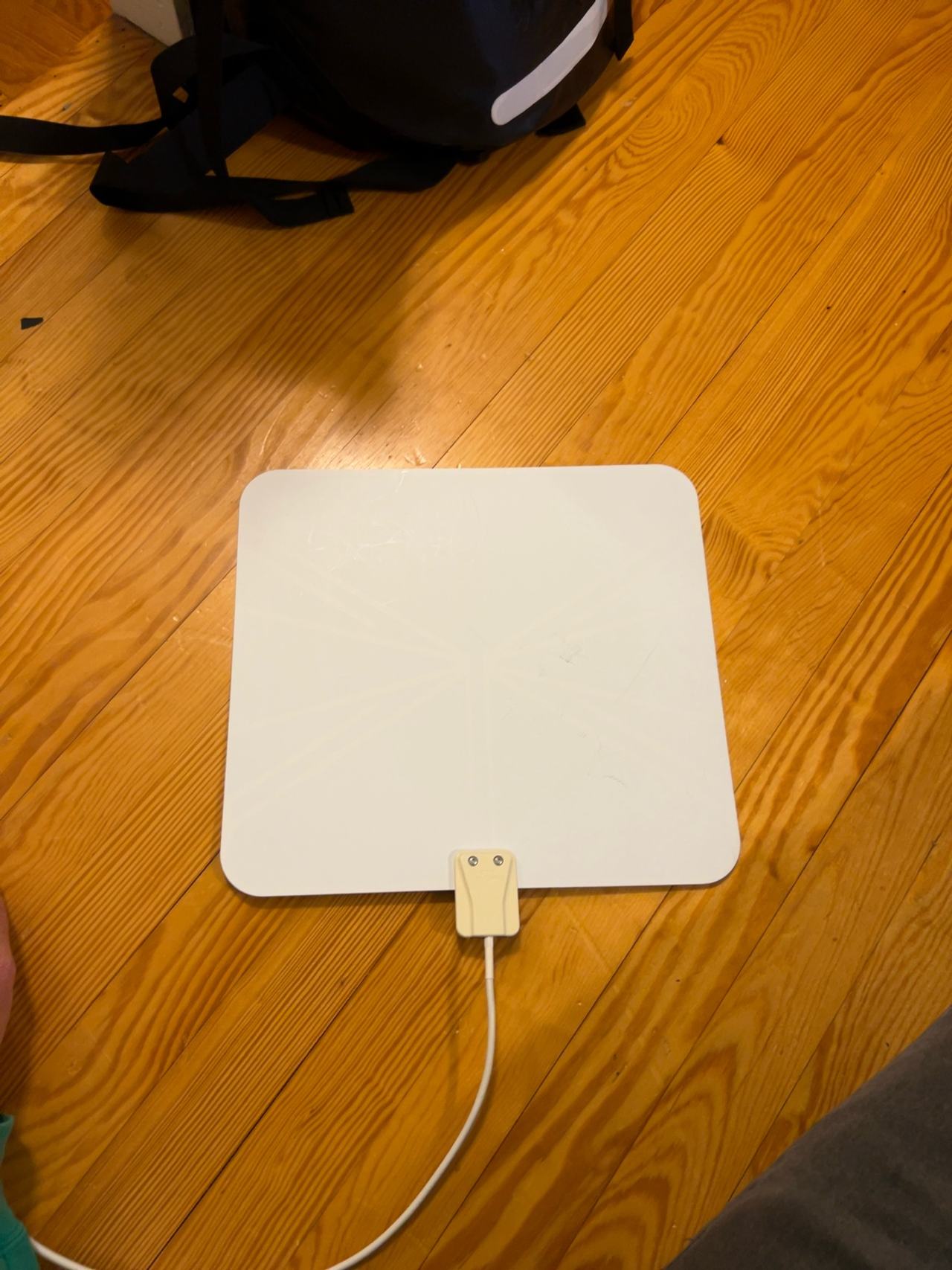 Amazon Basics HD TV Antenna